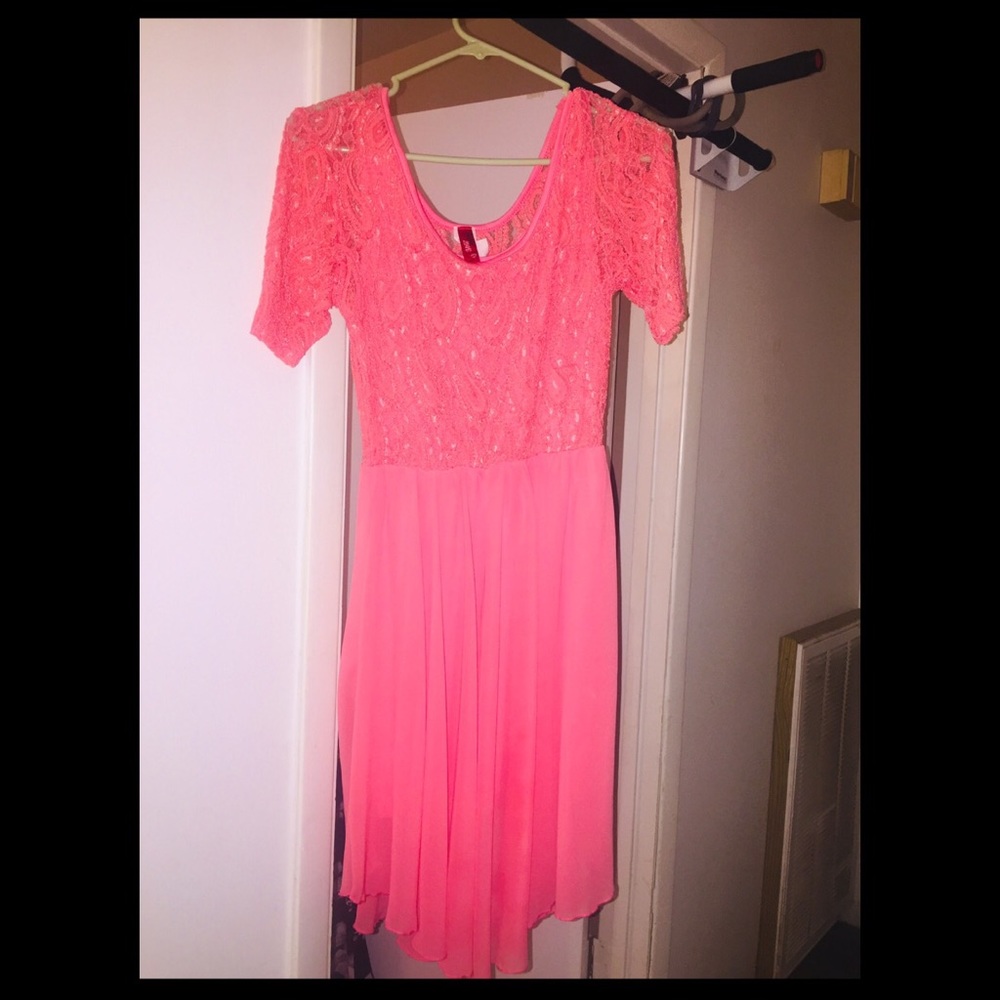 Coral lace and chiffon dress size small